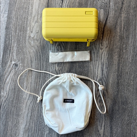 Away Case Yellow Travel Glasses Case Polycarbonate Sunglasses Case - Picture 7 of 7